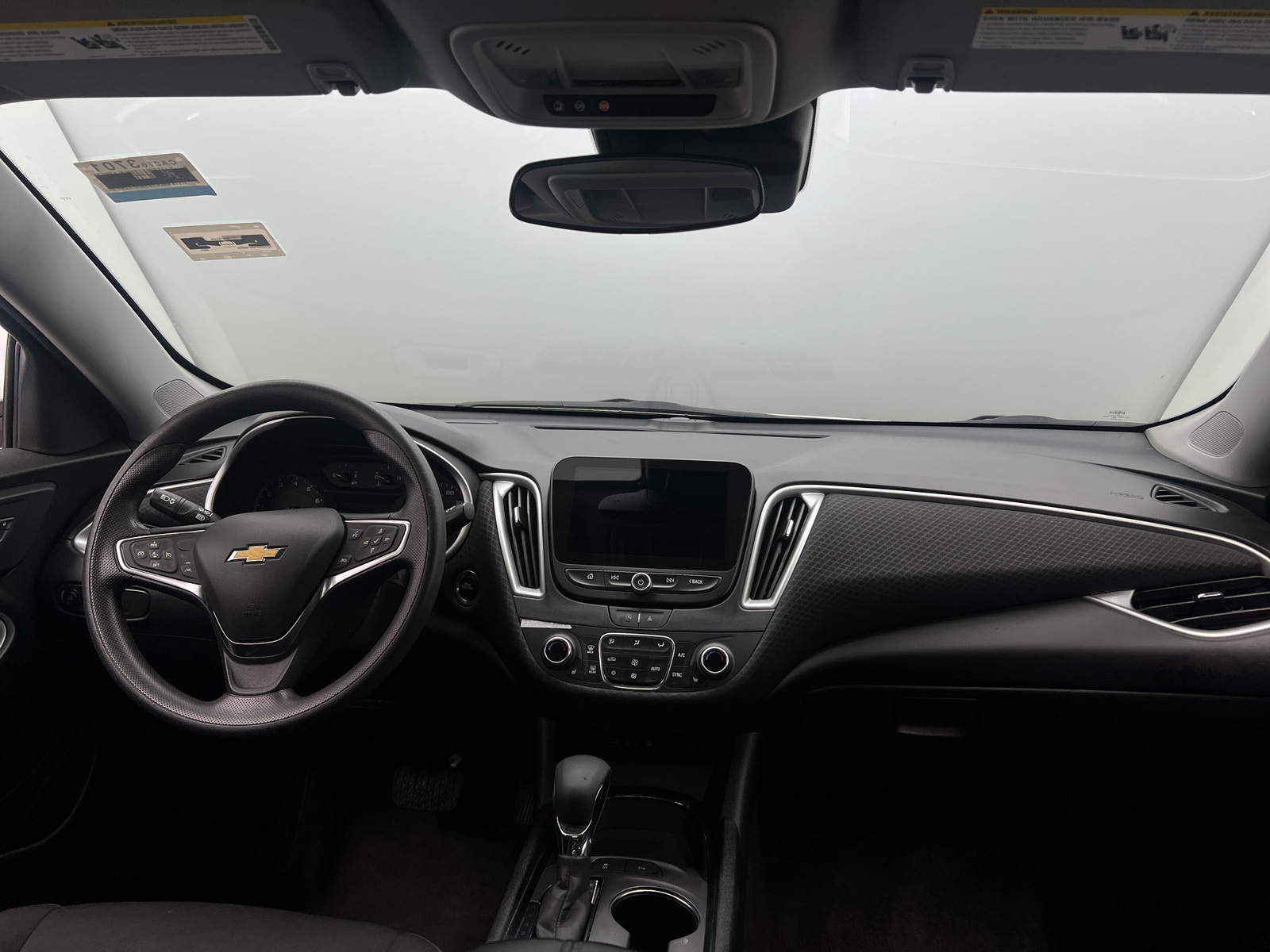 Thumbnail: 2024 Chevrolet Malibu - 3
