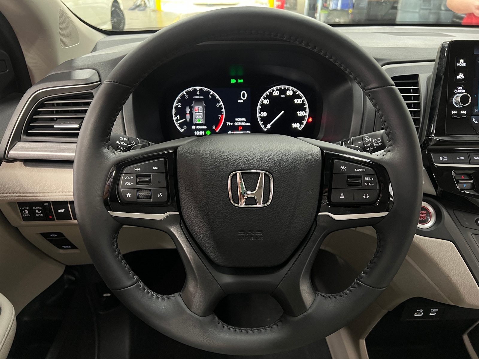 Thumbnail: 2025 Honda Odyssey - 4