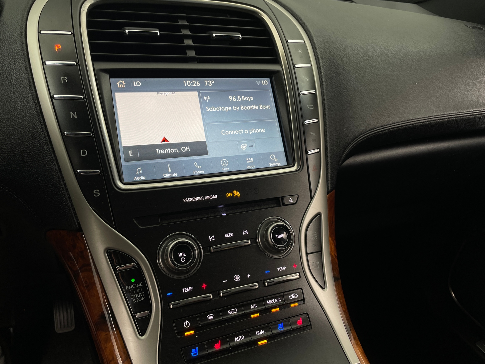 Thumbnail: 2019 Lincoln Nautilus - 3
