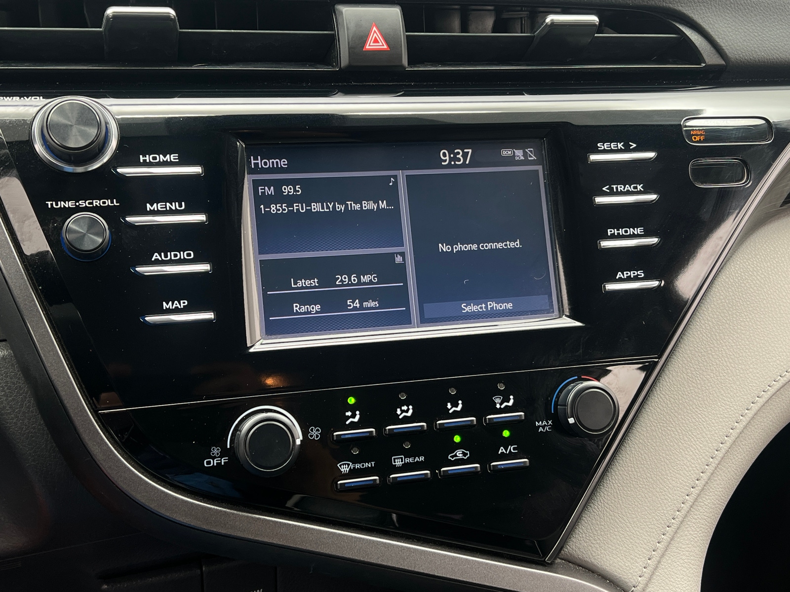Thumbnail: 2019 Toyota Camry - 4