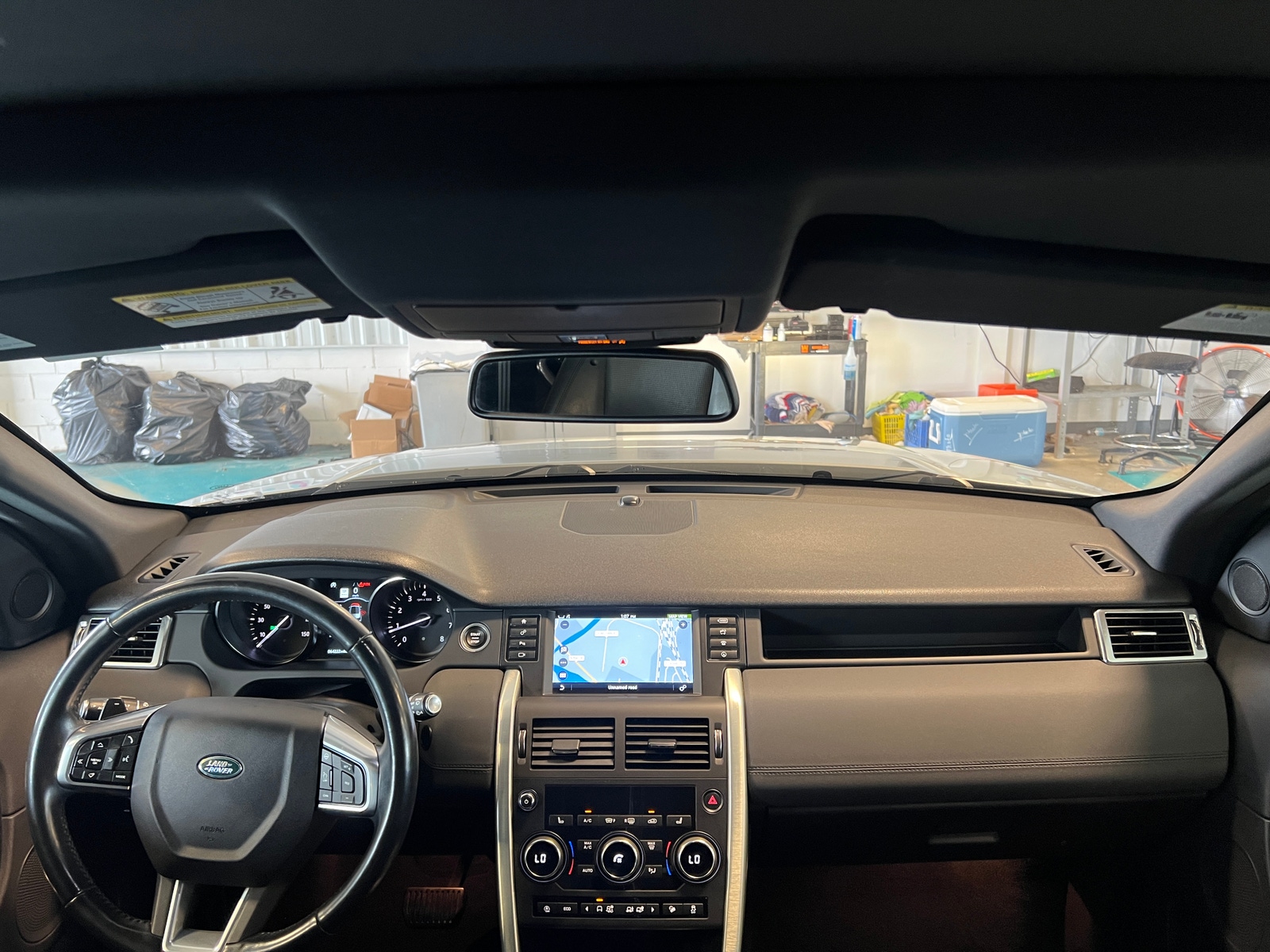 Thumbnail: 2019 Land Rover Discovery Sport - 2