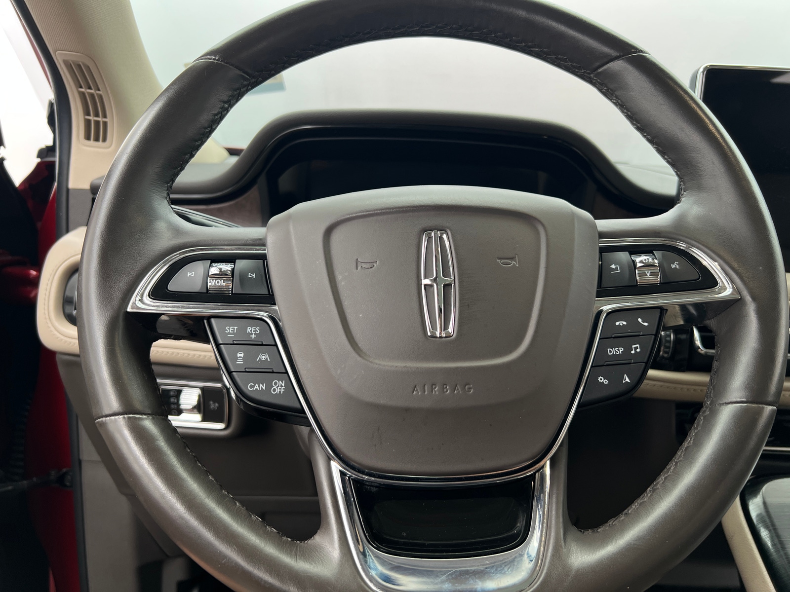 Thumbnail: 2021 Lincoln Nautilus - 4