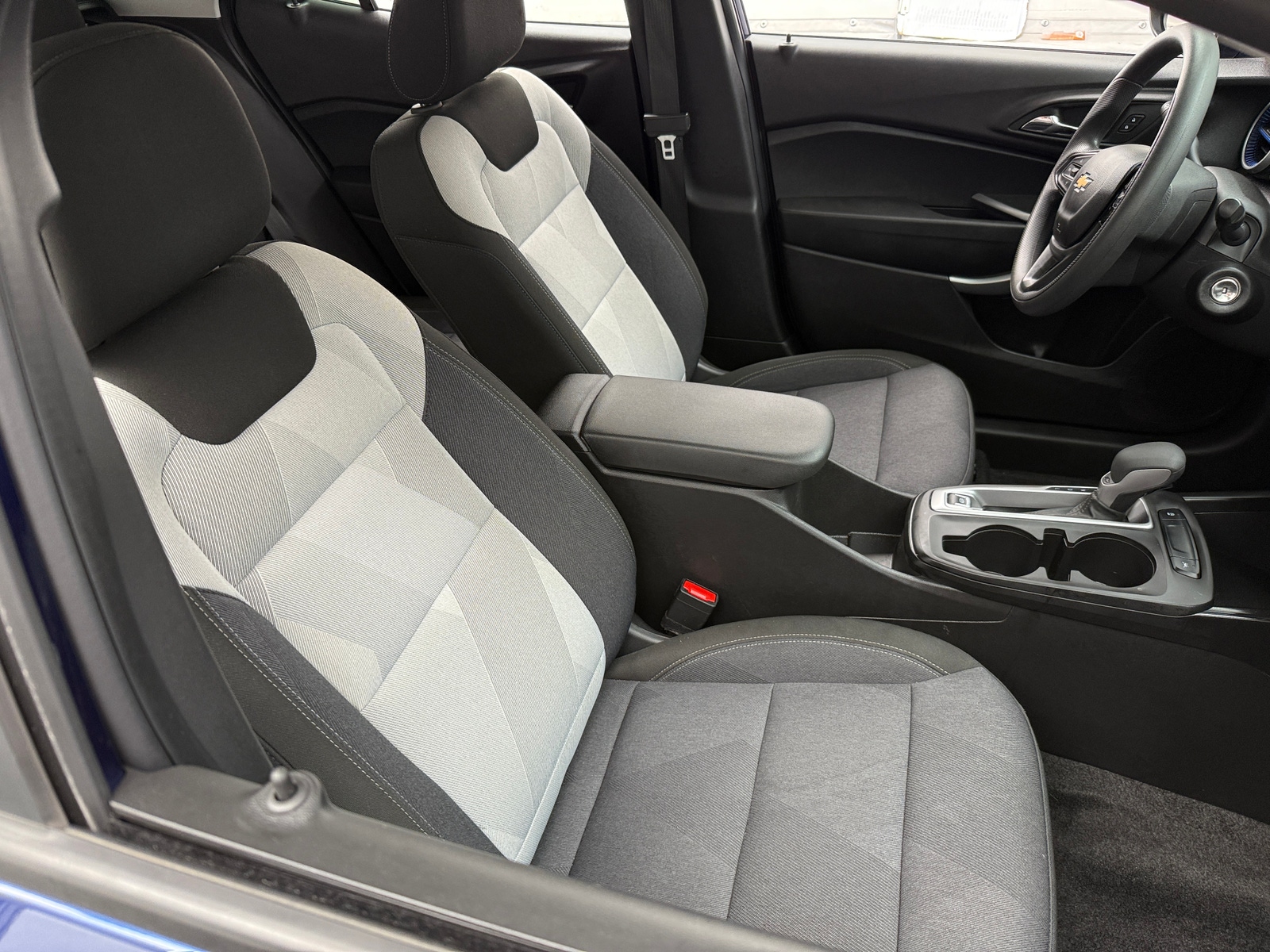 Thumbnail: 2024 Chevrolet Trax - 2