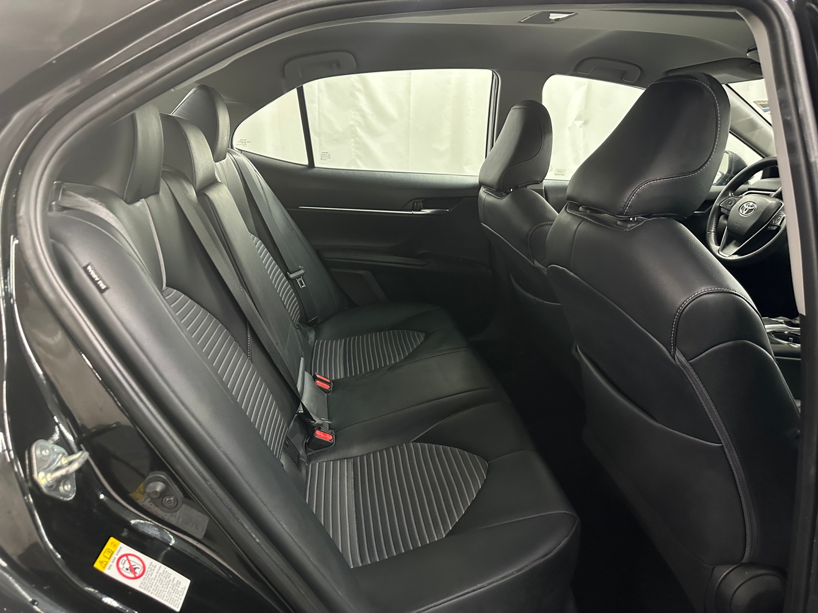Thumbnail: 2018 Toyota Camry - 6