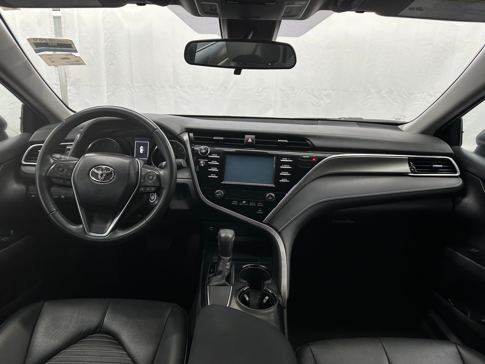 Thumbnail: 2018 Toyota Camry - 3