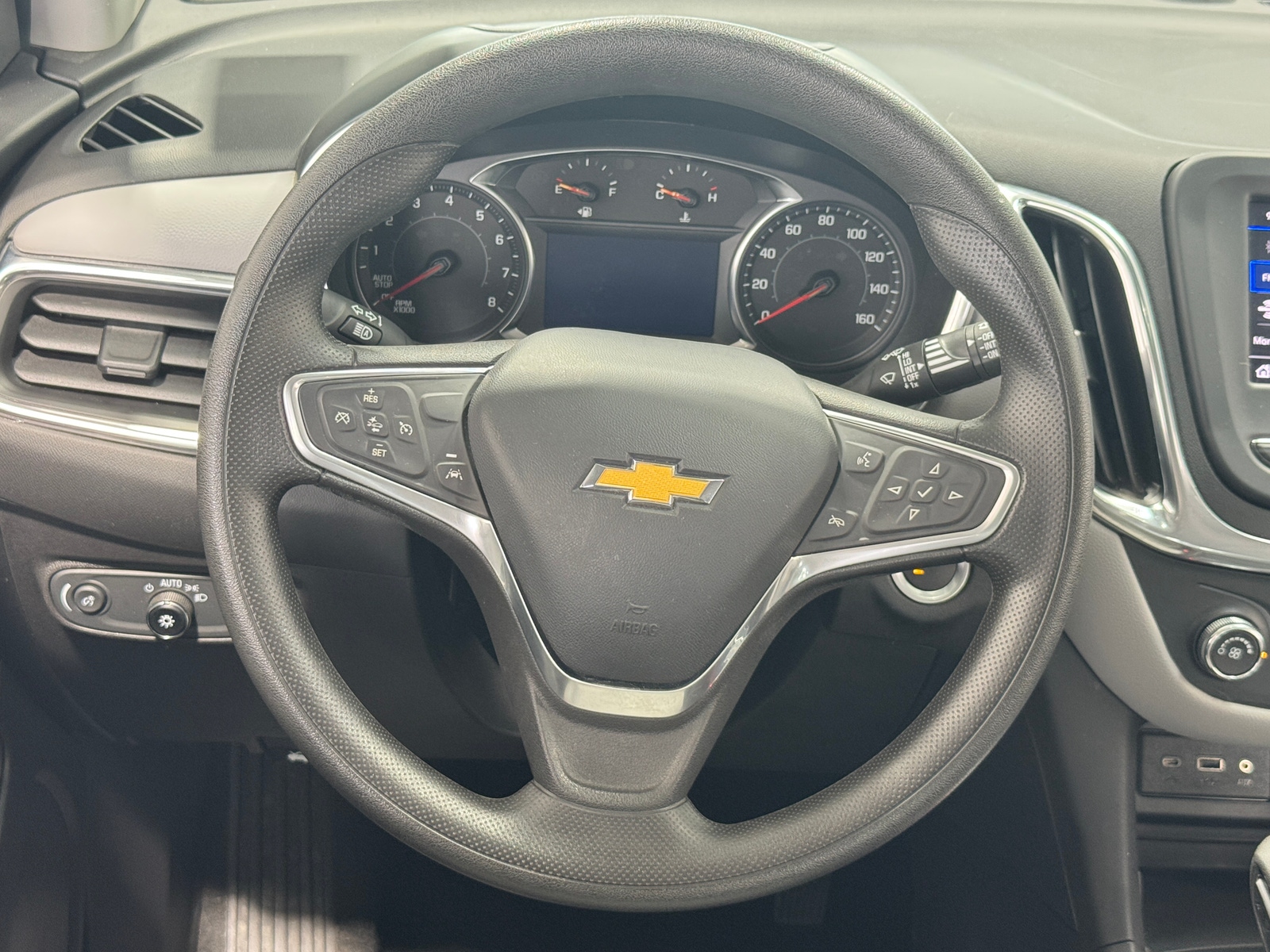 Thumbnail: 2023 Chevrolet Equinox - 5