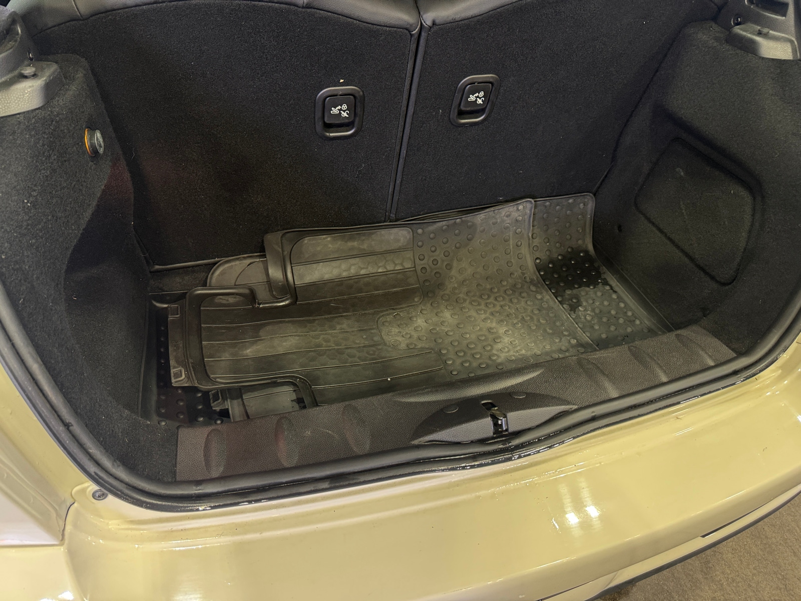 Thumbnail: 2013 MINI Cooper Hardtop - 6