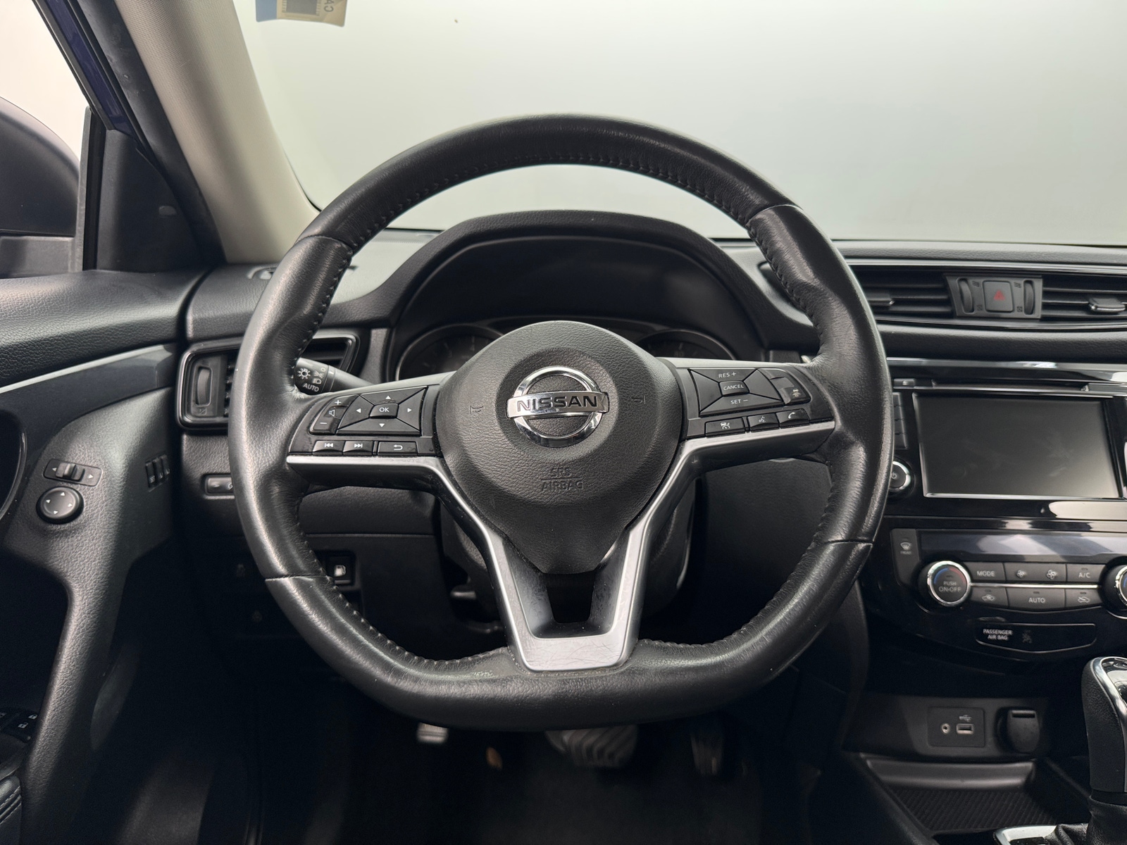 Thumbnail: 2018 Nissan Rogue - 5