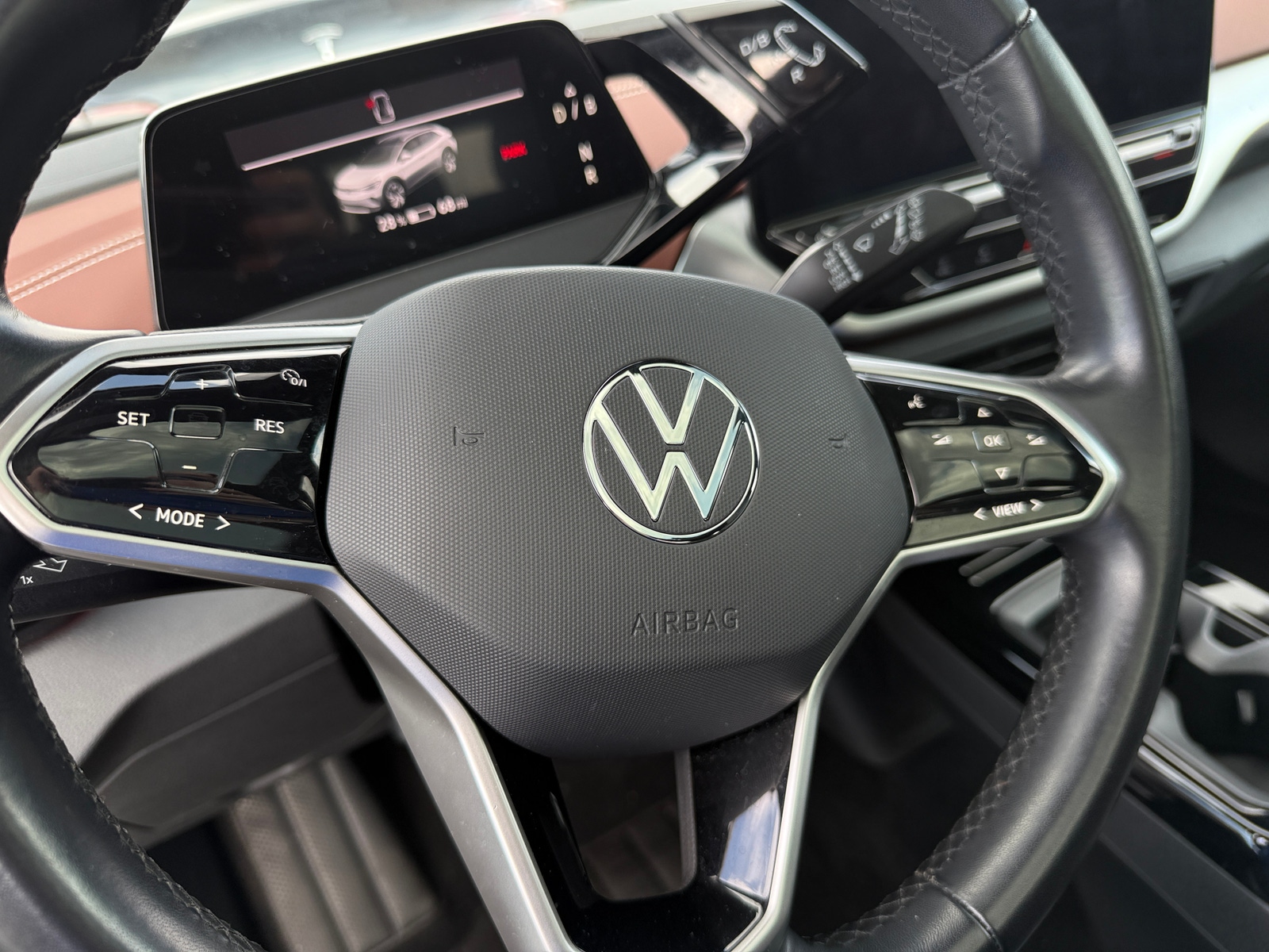 Thumbnail: 2021 Volkswagen ID.4 - 4