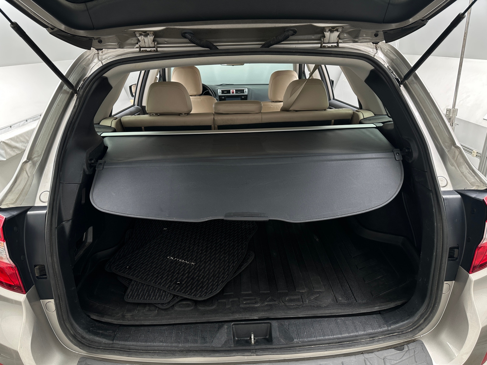 Thumbnail: 2016 Subaru Outback - 7