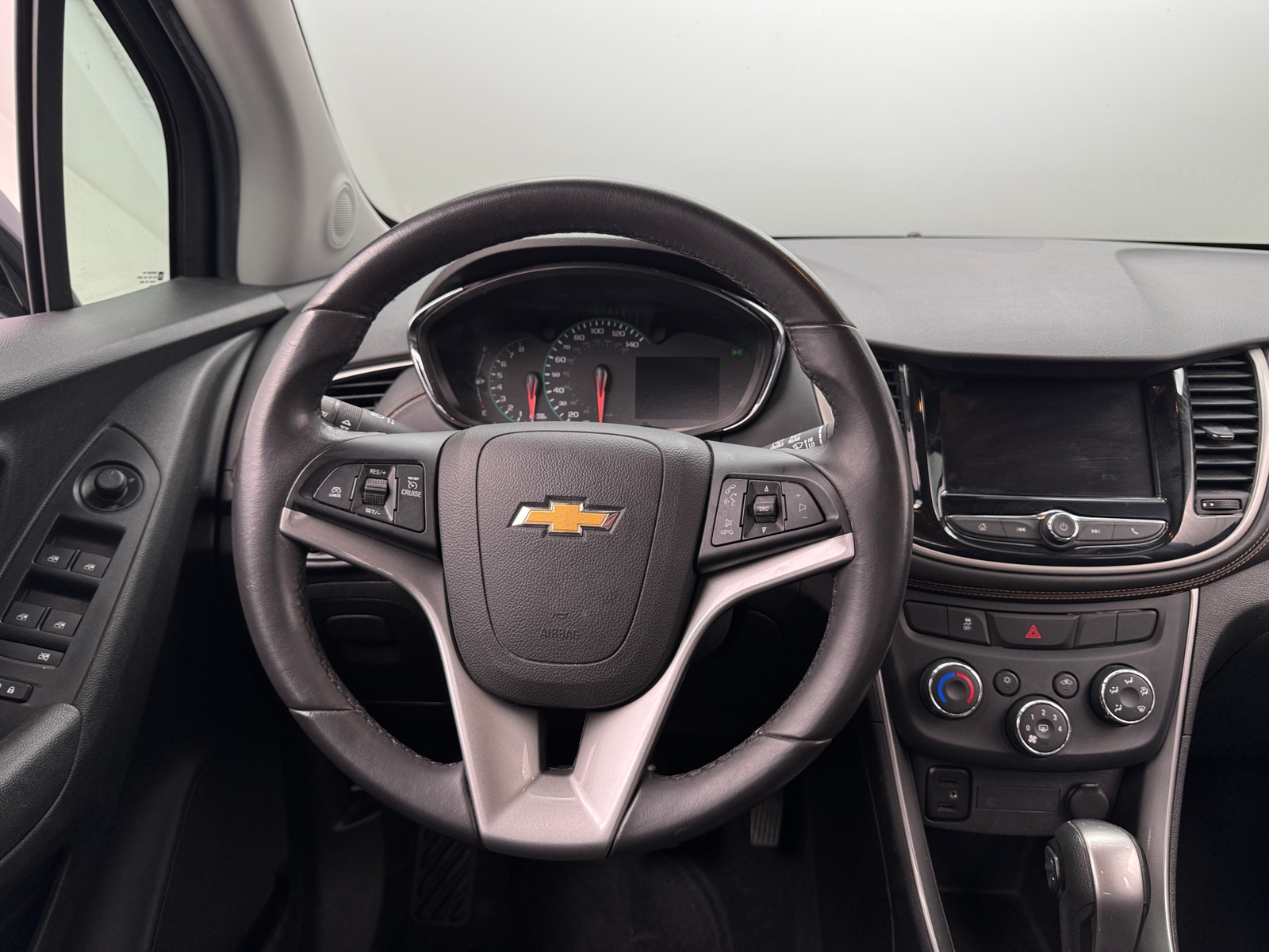 Thumbnail: 2020 Chevrolet Trax - 5