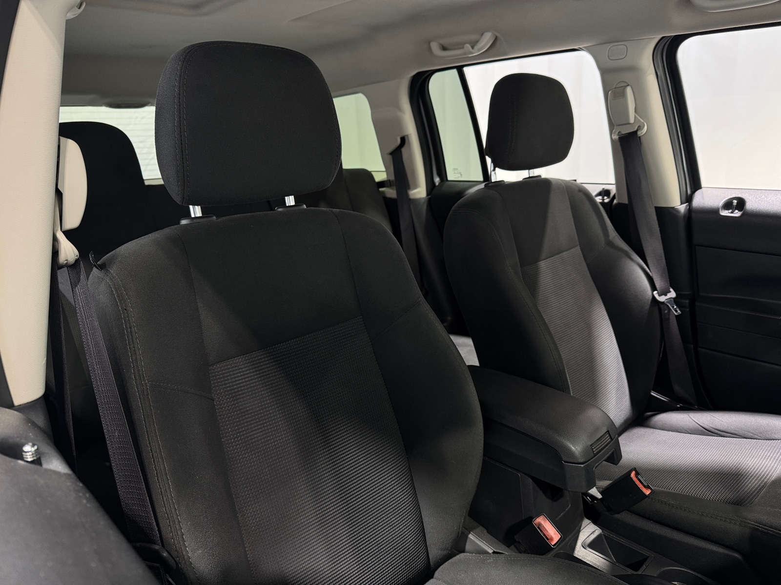 Thumbnail: 2016 Jeep Patriot - 2