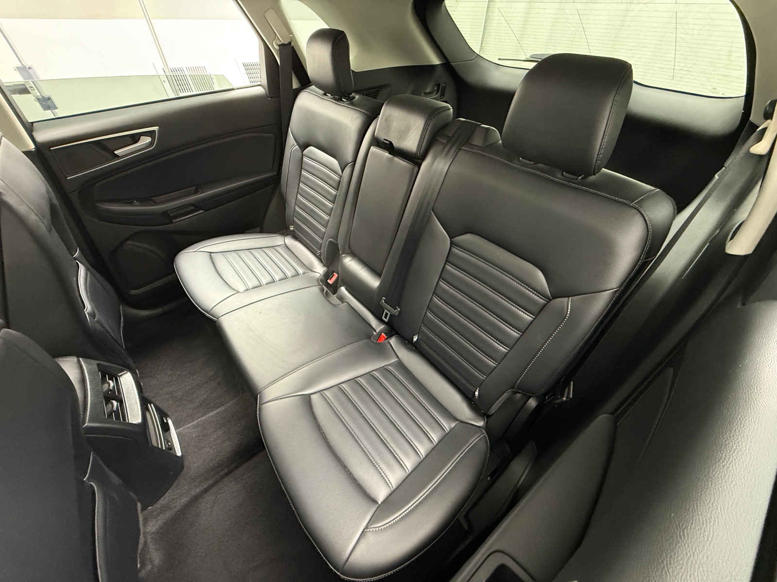 Thumbnail: 2023 Ford Edge - 5