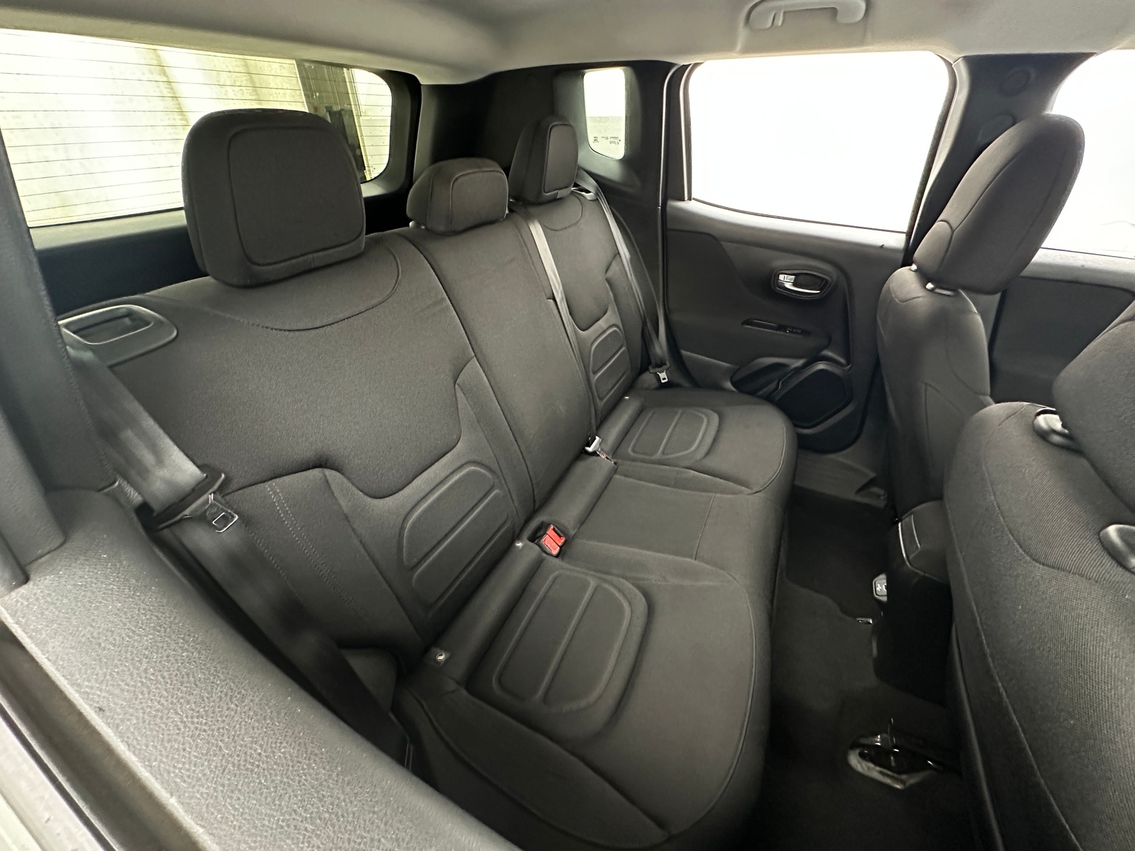 Thumbnail: 2020 Jeep Renegade - 6