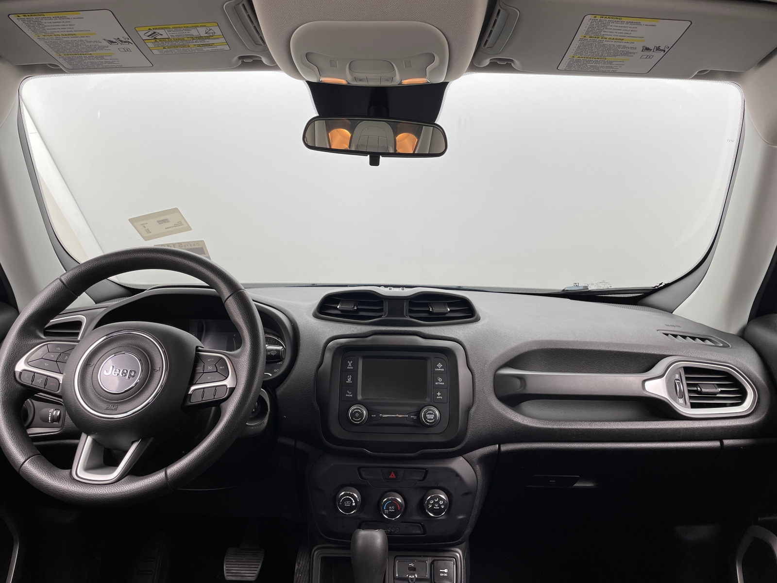Thumbnail: 2019 Jeep Renegade - 3