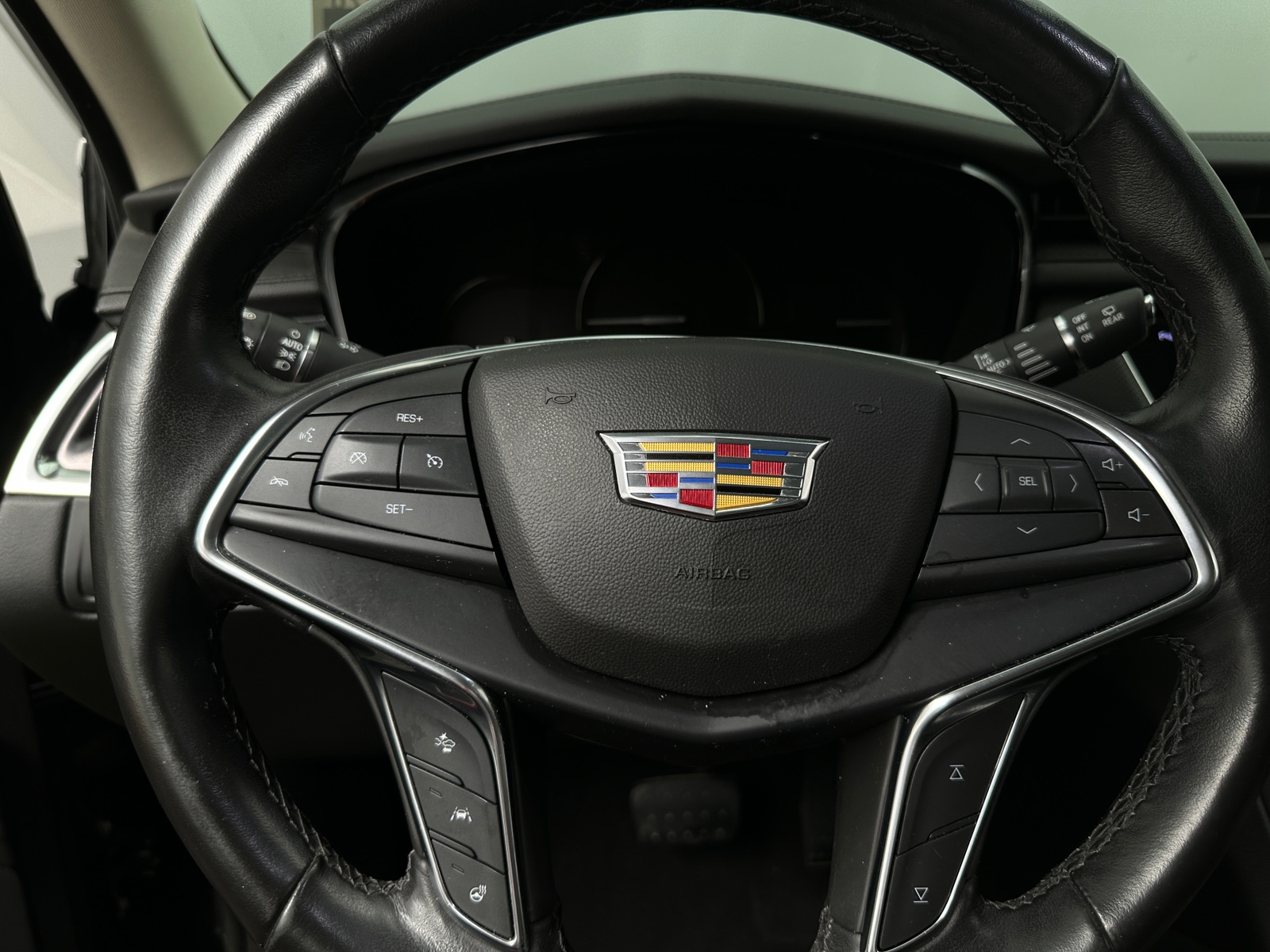Thumbnail: 2019 Cadillac XT5 - 4