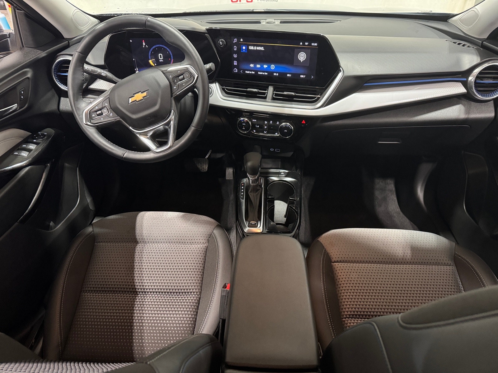 Thumbnail: 2024 Chevrolet Trax - 3