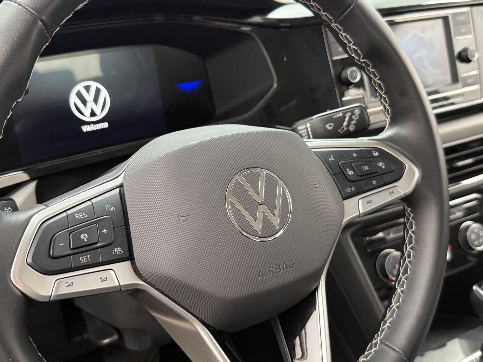 Thumbnail: 2024 Volkswagen Taos - 5
