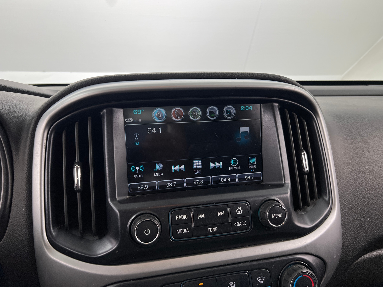 Thumbnail: 2018 Chevrolet Colorado - 4