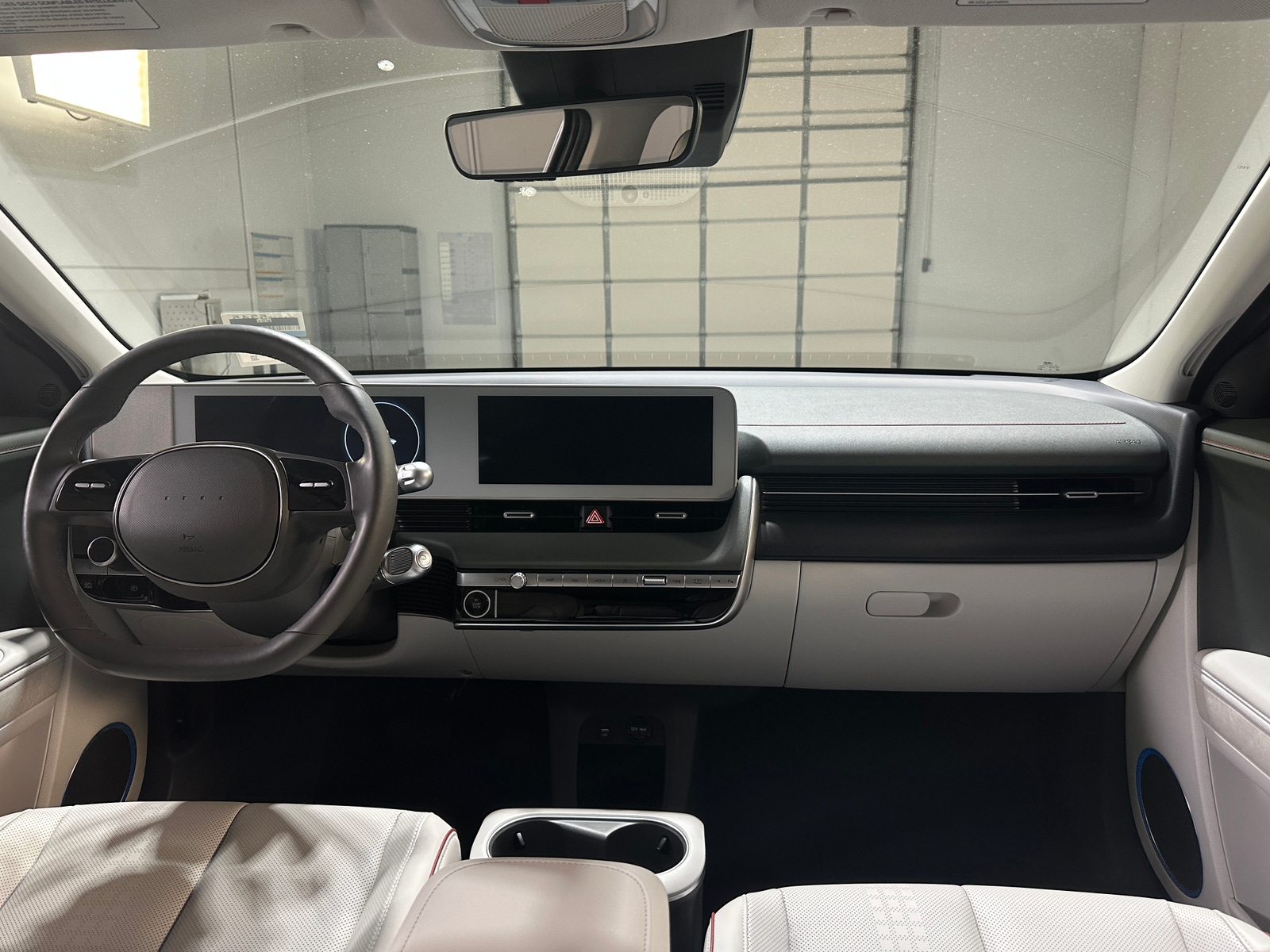 Thumbnail: 2023 Hyundai Ioniq 5 - 2