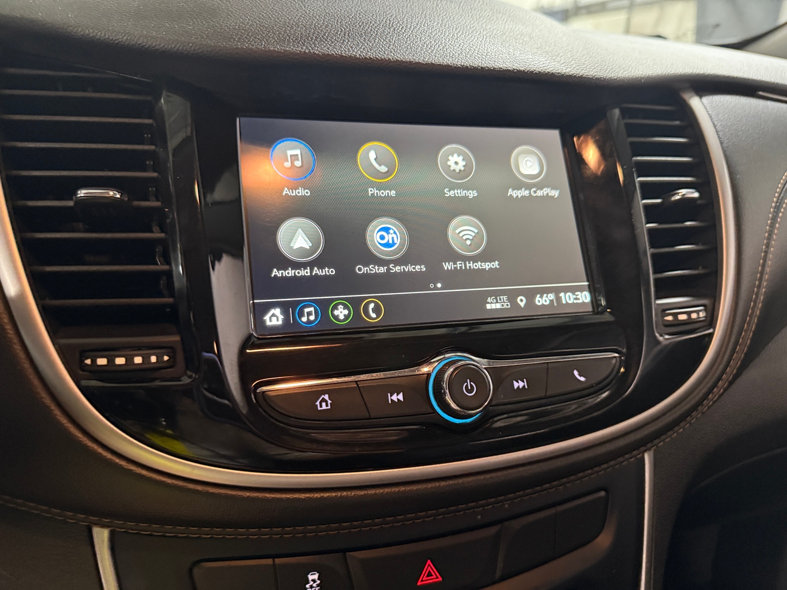Thumbnail: 2019 Chevrolet Trax - 4