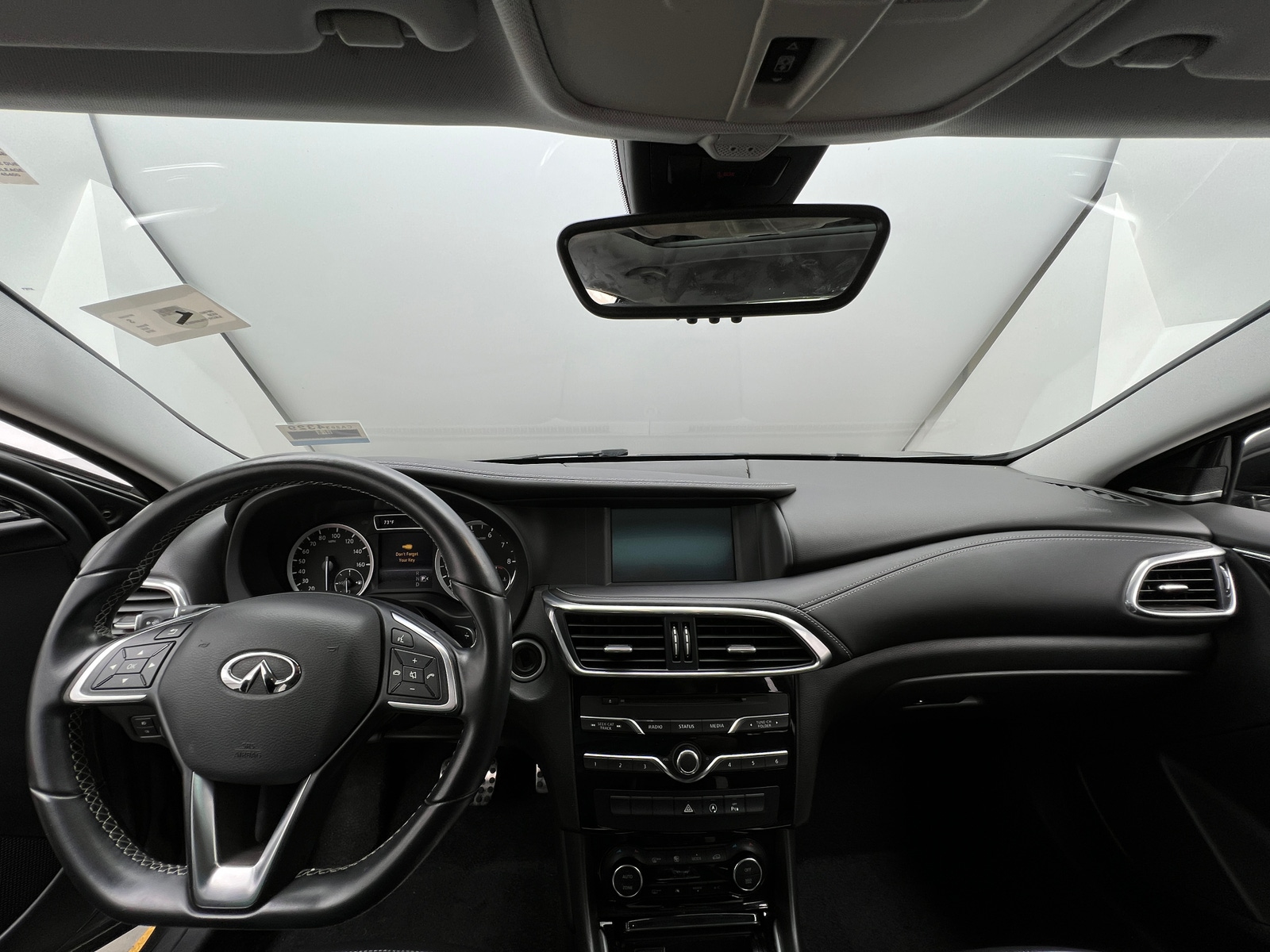 Thumbnail: 2018 INFINITI QX30 - 2
