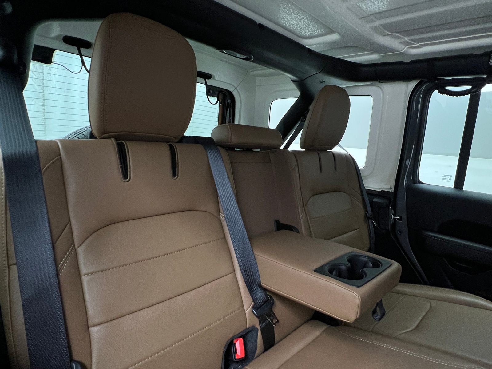 Thumbnail: 2022 Jeep Wrangler - 5