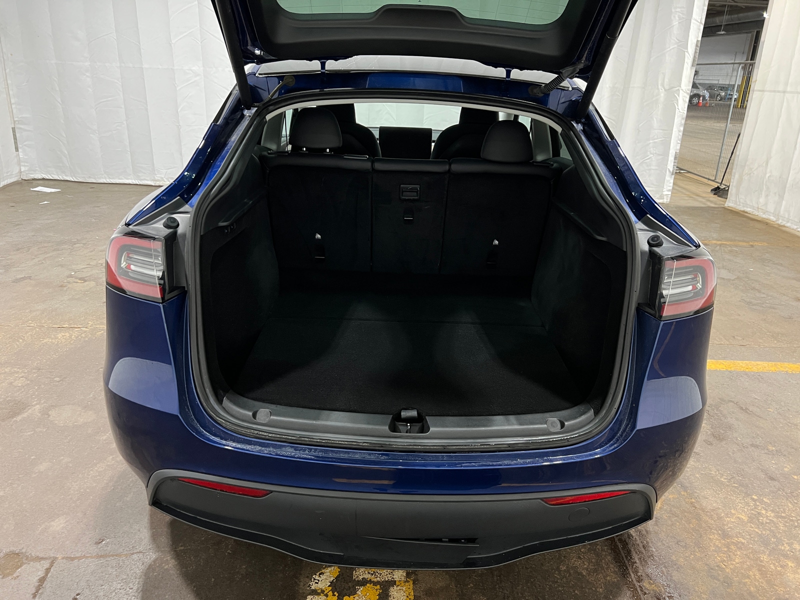 Thumbnail: 2023 Tesla Model Y - 6