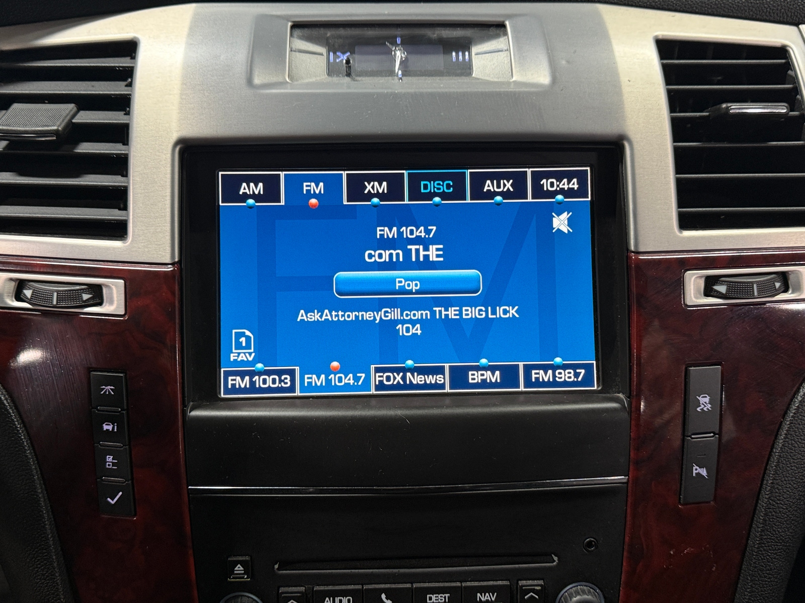Thumbnail: 2011 Cadillac Escalade - 3