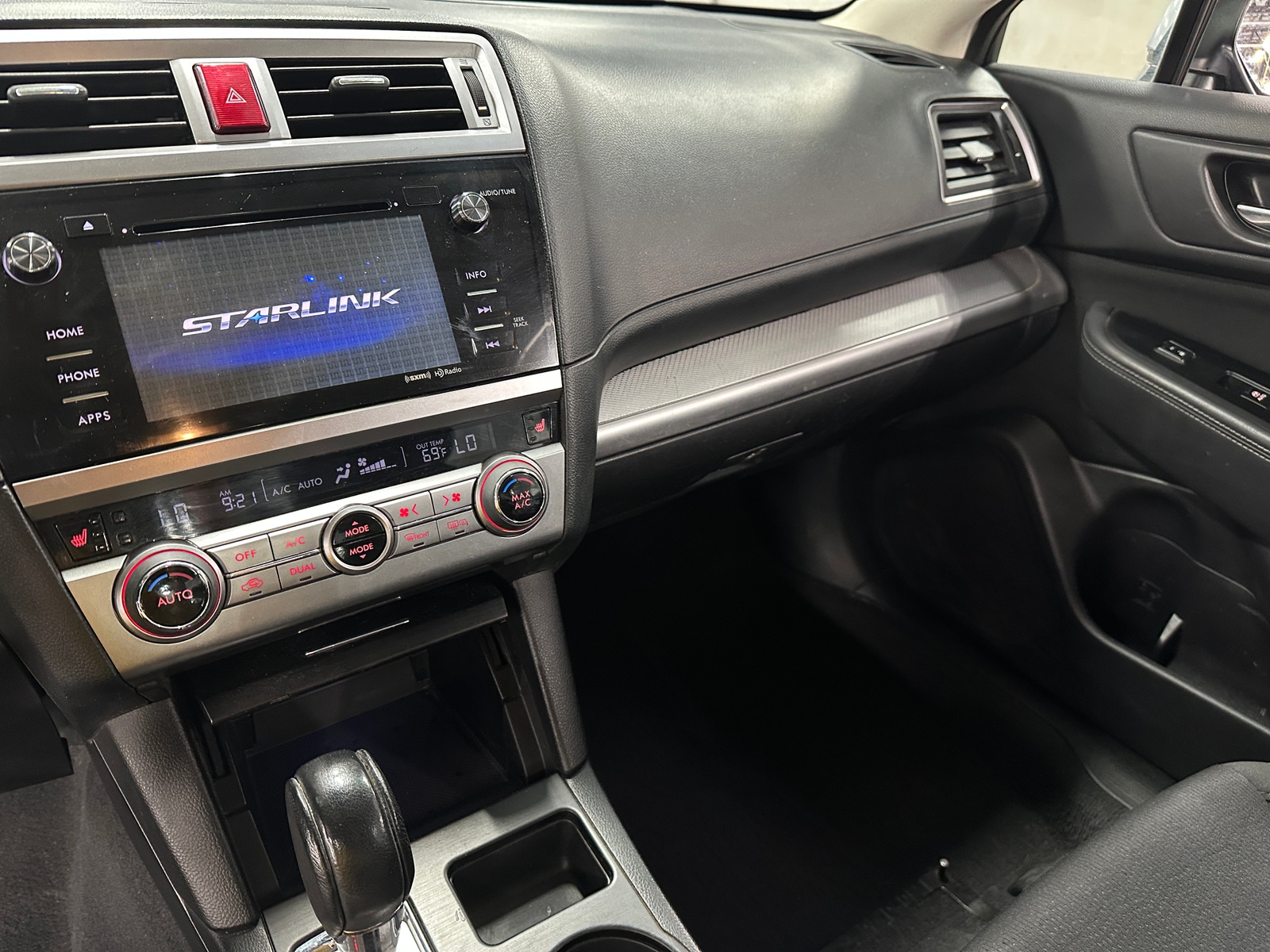 Thumbnail: 2016 Subaru Legacy - 4