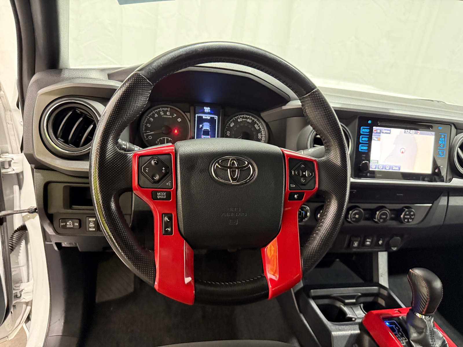 Thumbnail: 2019 Toyota Tacoma - 5
