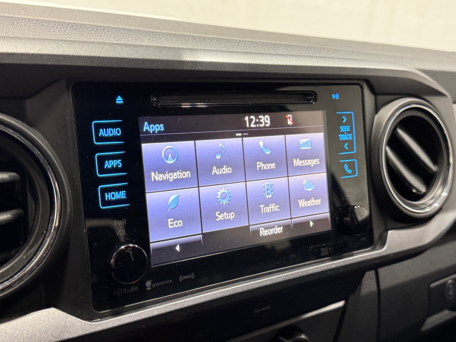 Thumbnail: 2019 Toyota Tacoma - 4