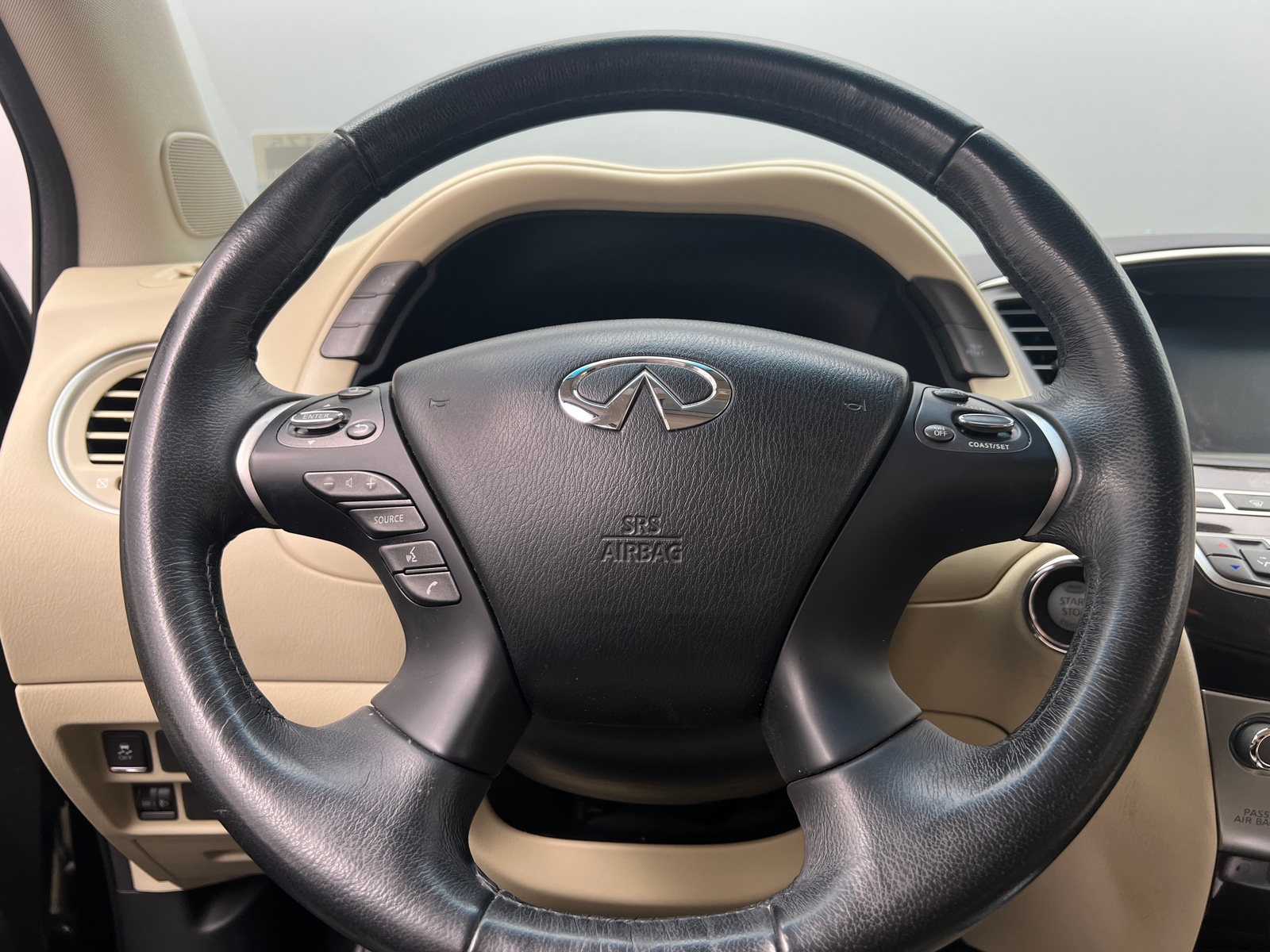 Thumbnail: 2015 INFINITI QX60 - 4