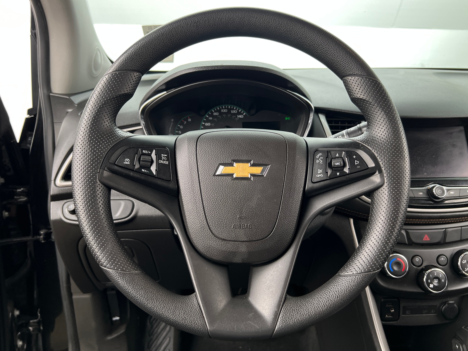 Thumbnail: 2020 Chevrolet Trax - 5