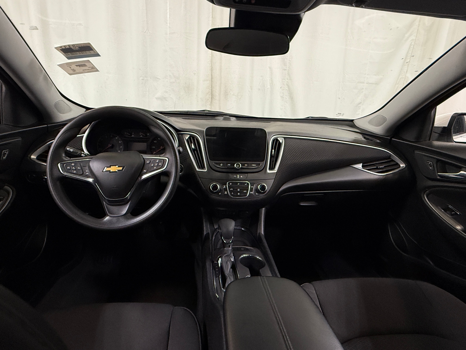 Thumbnail: 2024 Chevrolet Malibu - 3