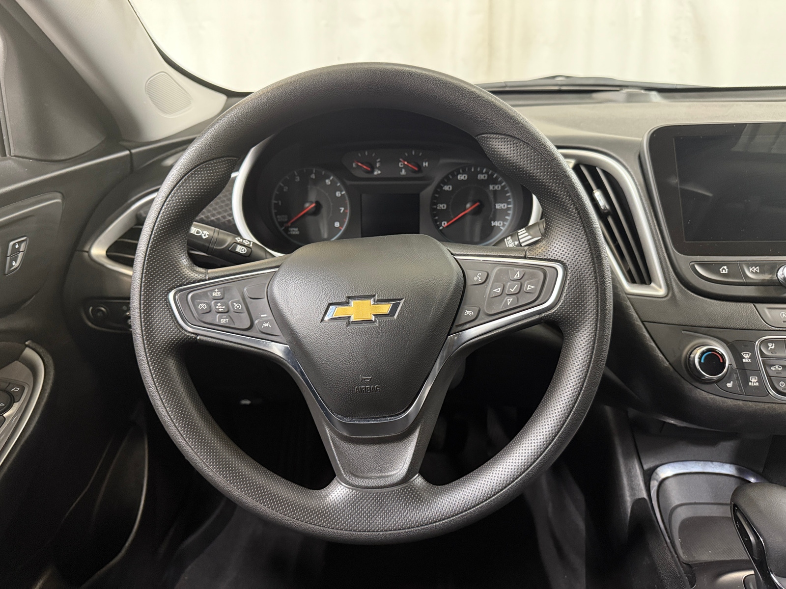 Thumbnail: 2024 Chevrolet Malibu - 5