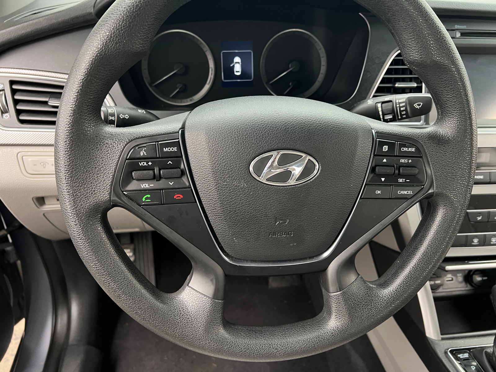 Thumbnail: 2016 Hyundai Sonata - 5