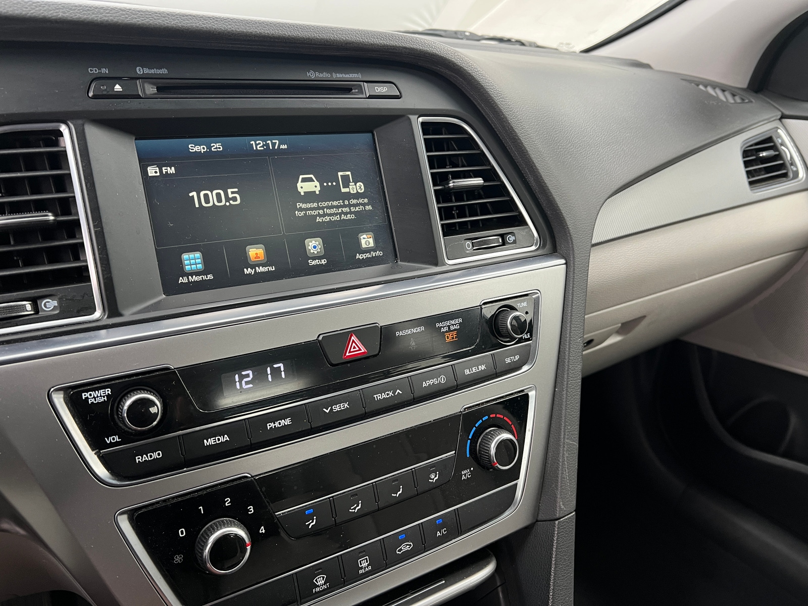 Thumbnail: 2016 Hyundai Sonata - 4