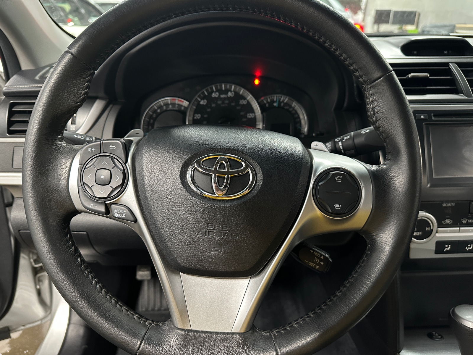 Thumbnail: 2013 Toyota Camry - 4