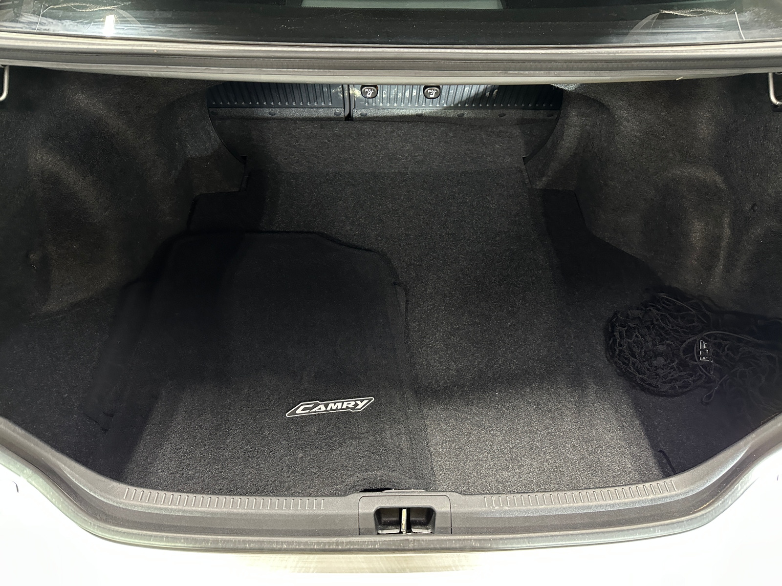Thumbnail: 2013 Toyota Camry - 6