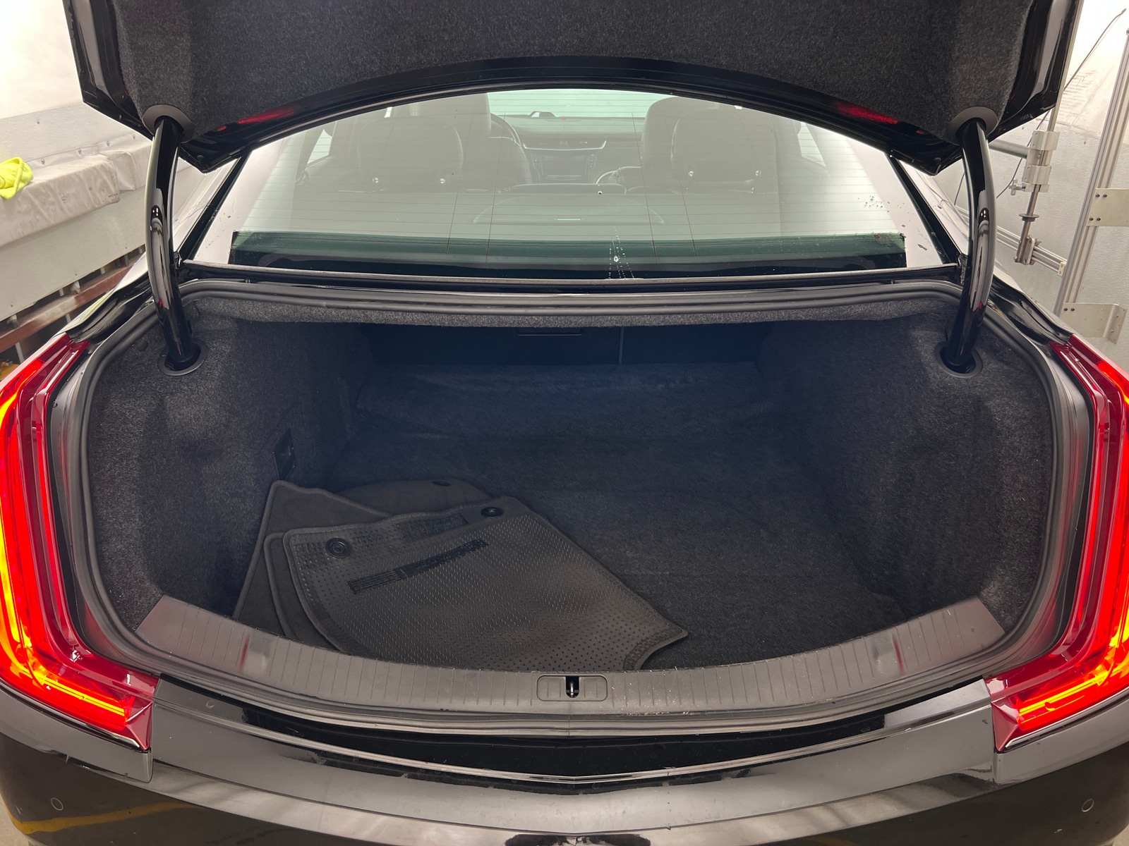Thumbnail: 2019 Cadillac XTS - 6