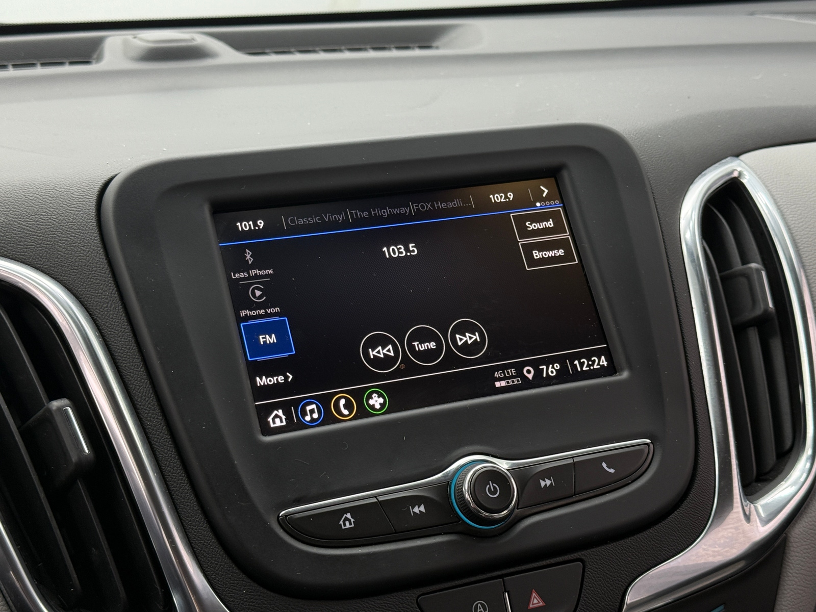 Thumbnail: 2024 Chevrolet Equinox - 4