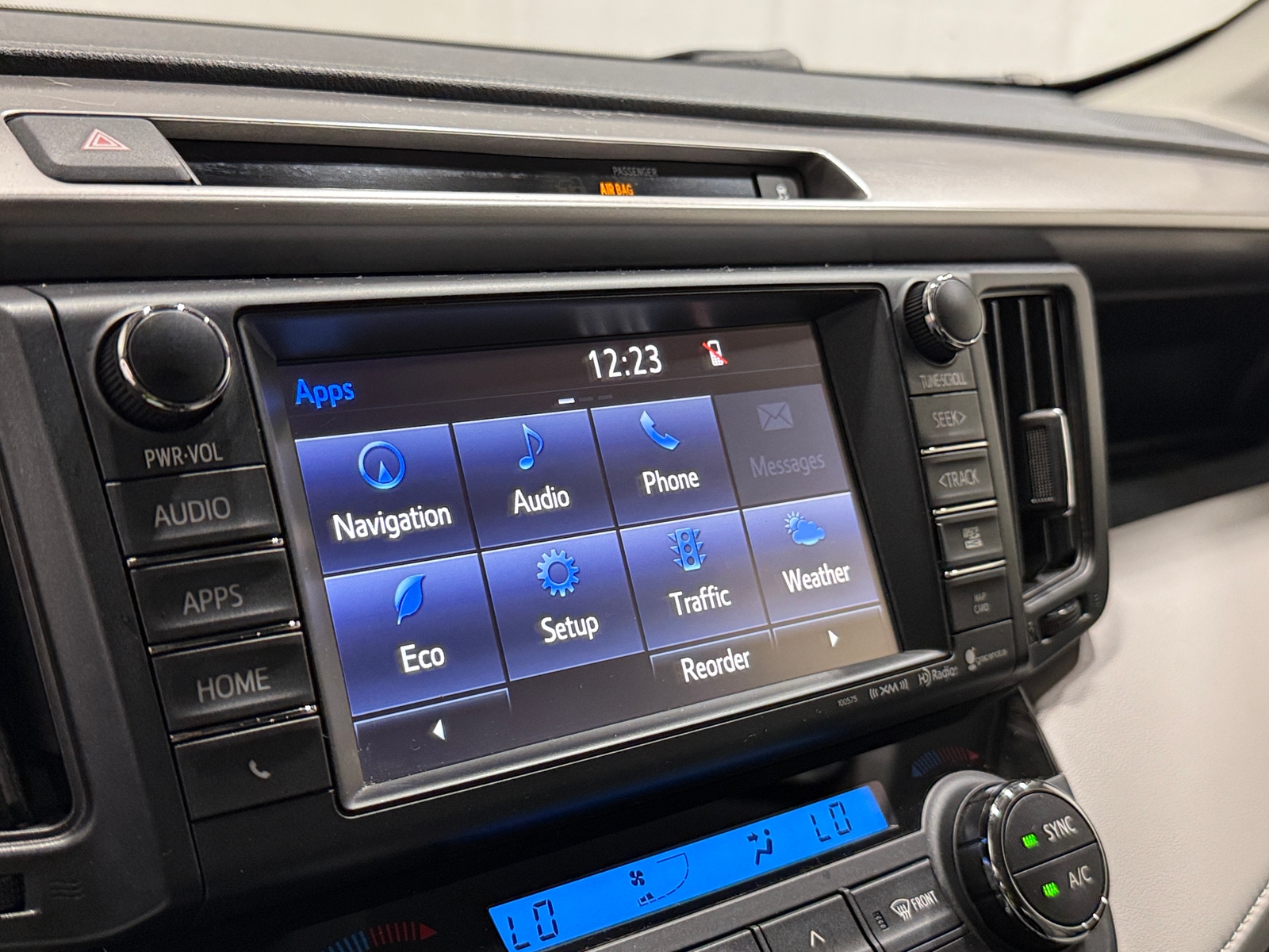 Thumbnail: 2016 Toyota RAV4 - 4