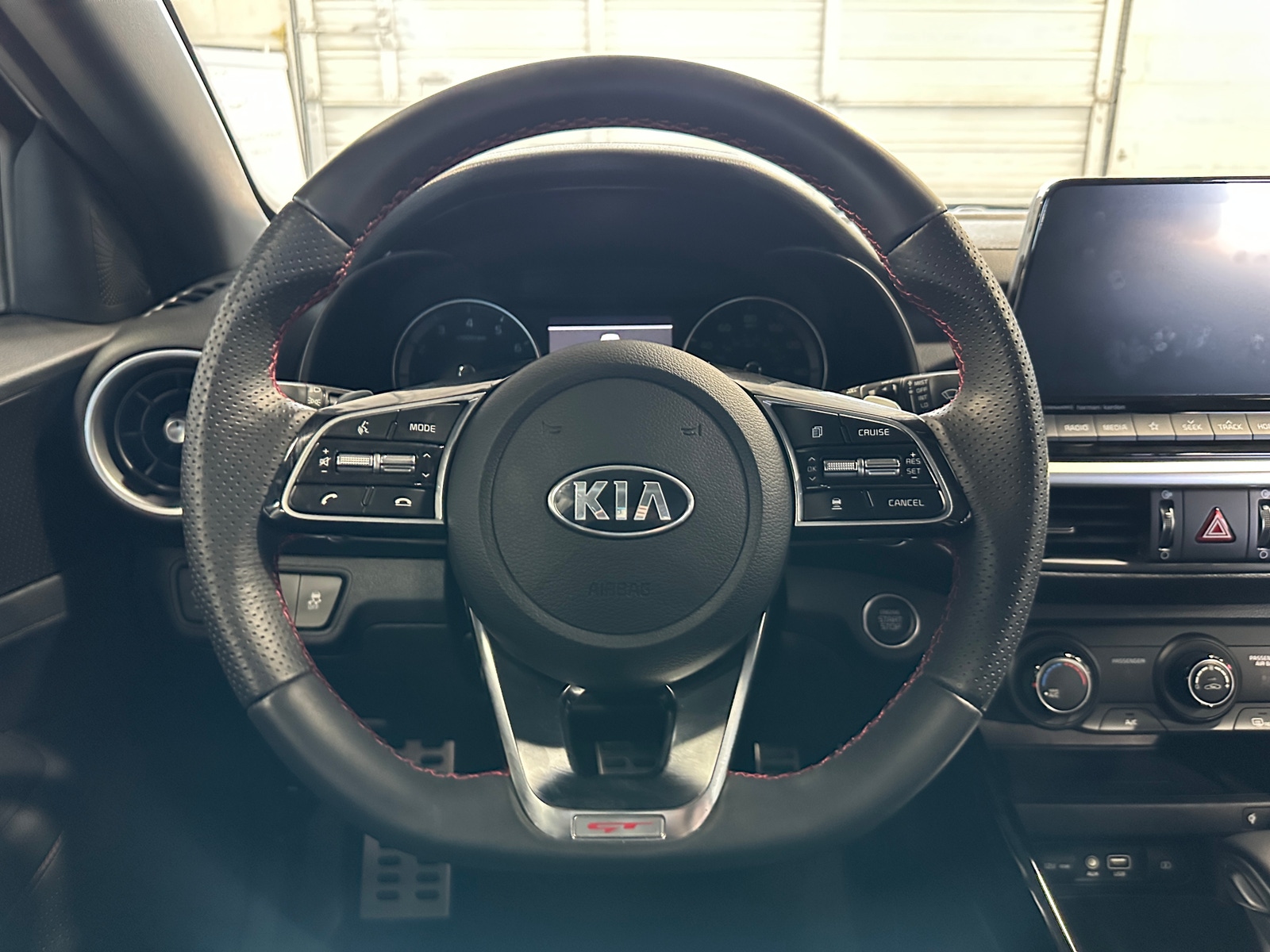 Thumbnail: 2021 Kia Forte - 4