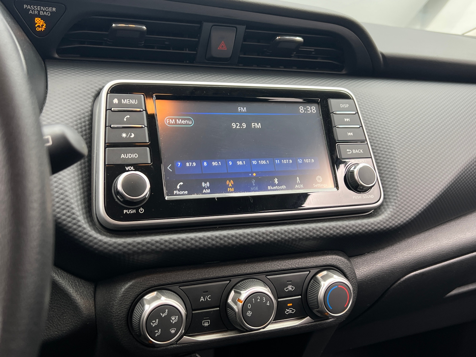 Thumbnail: 2024 Nissan Kicks - 4