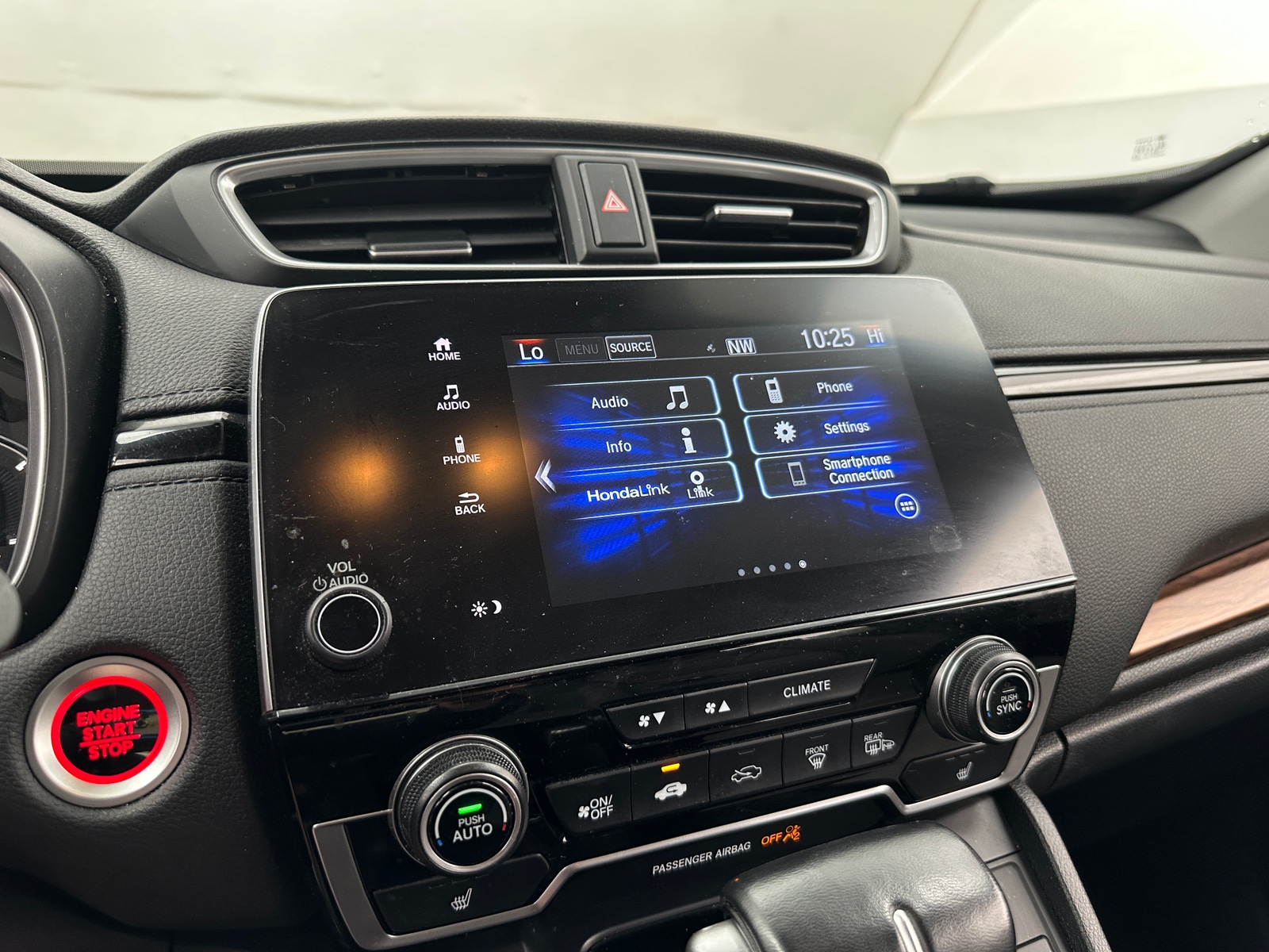 Thumbnail: 2017 Honda CR-V - 3