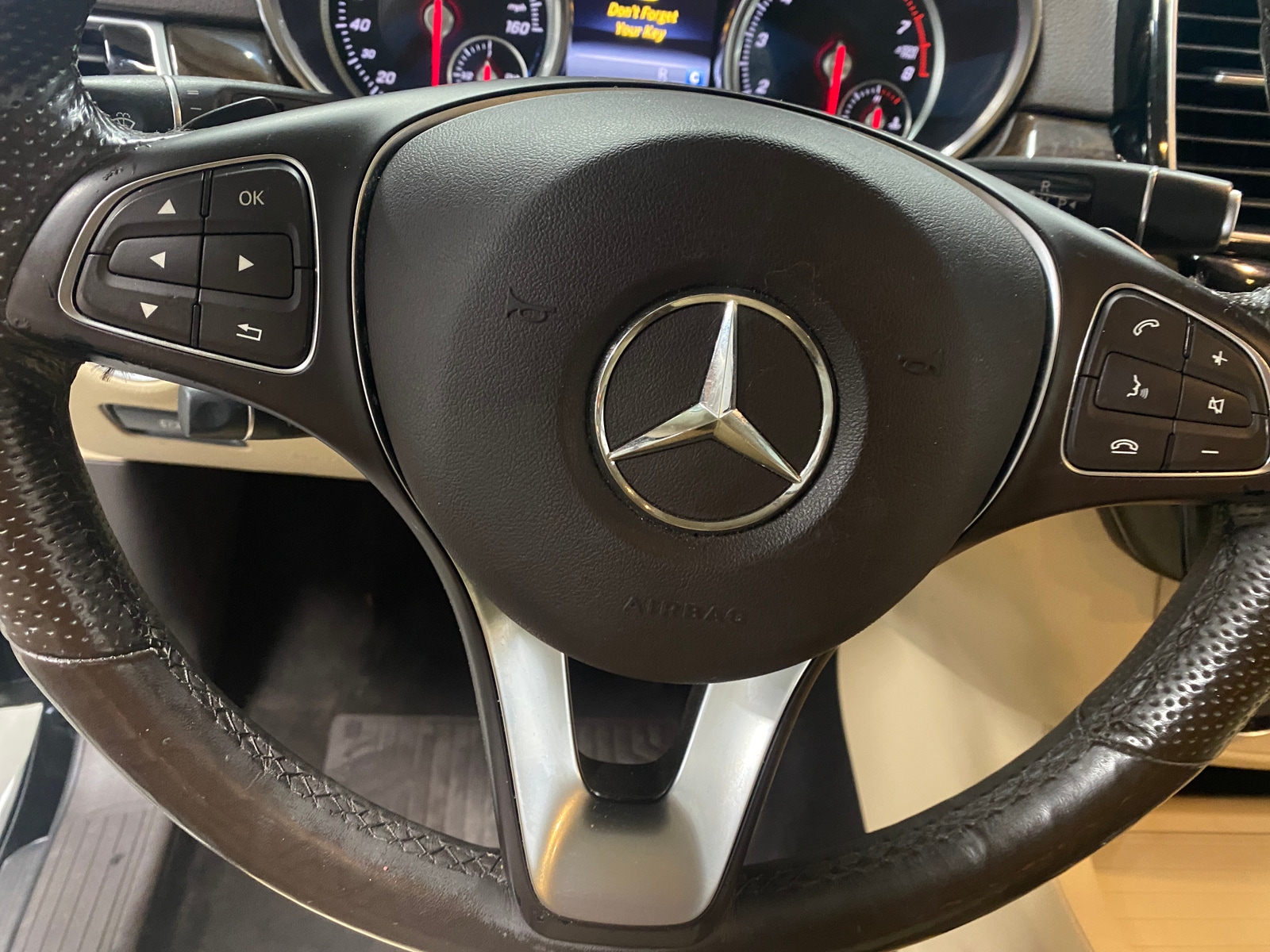 Thumbnail: 2018 Mercedes-Benz GLE - 4