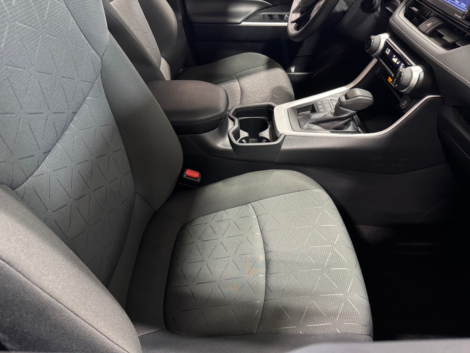 Thumbnail: 2021 Toyota RAV4 - 2