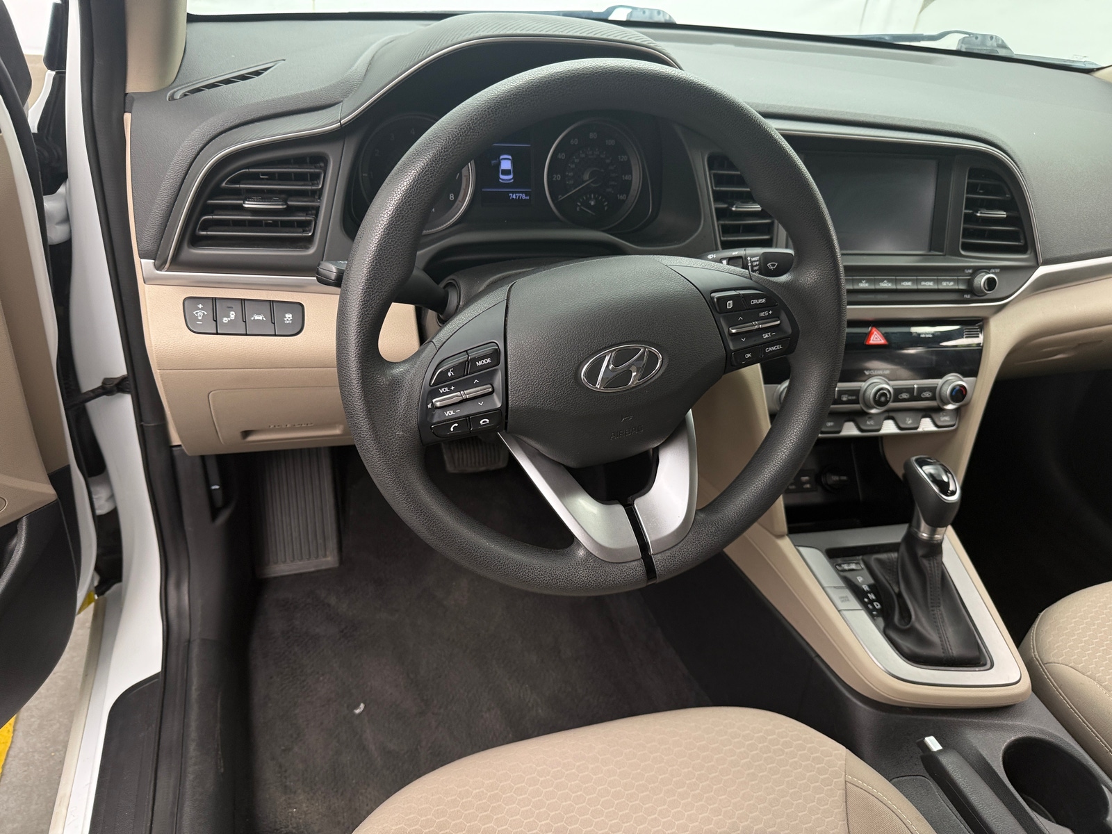 Thumbnail: 2020 Hyundai Elantra - 5