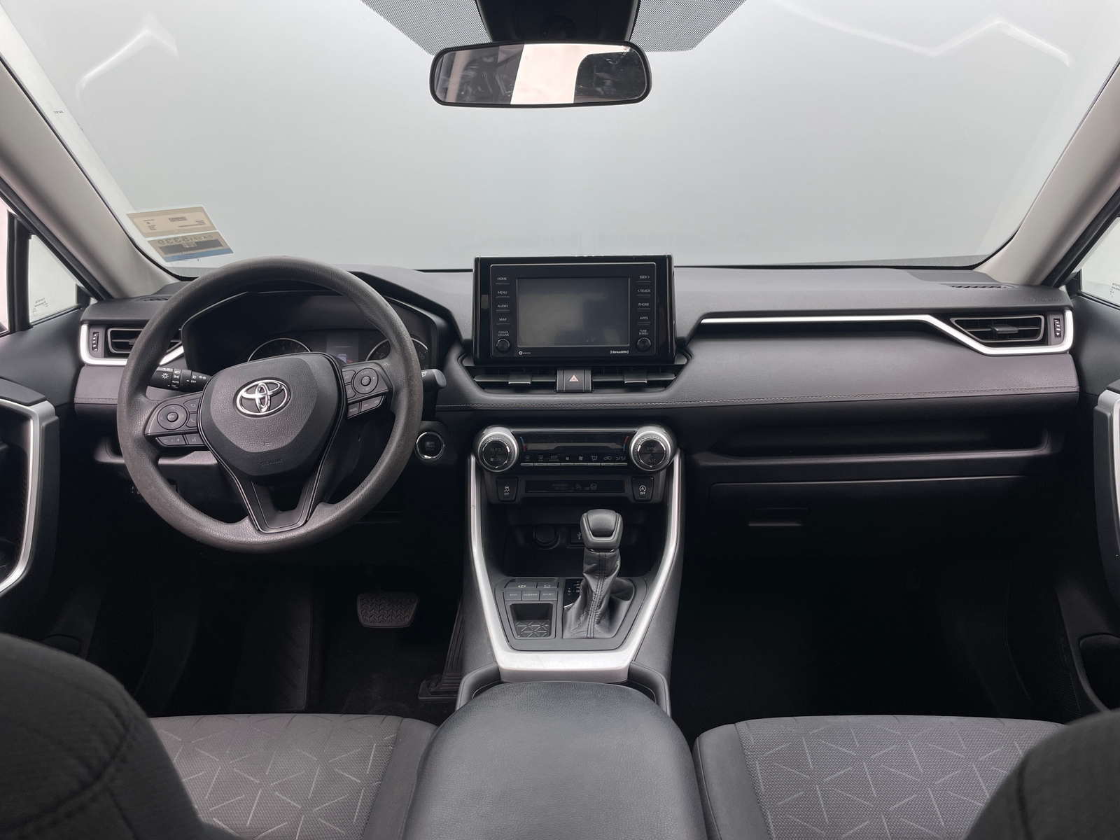 Thumbnail: 2020 Toyota RAV4 - 3
